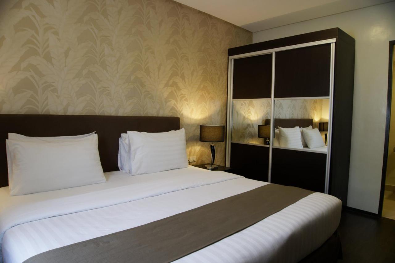 Gt Hotel Iloilo Zewnętrze zdjęcie