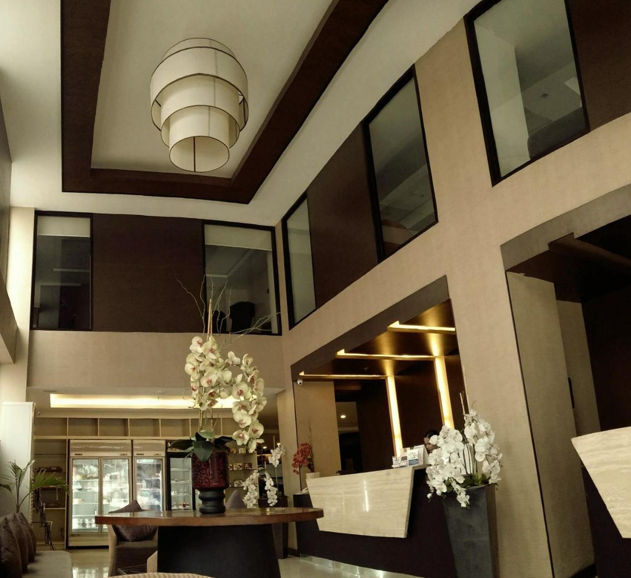 Gt Hotel Iloilo Zewnętrze zdjęcie